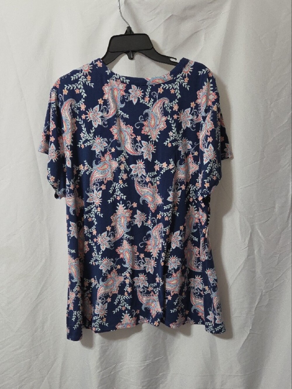 Blue, Pink & White Paisley Design 2 Piece Pajama Set, Size 2X, Like New Cond - Picture 6 of 9